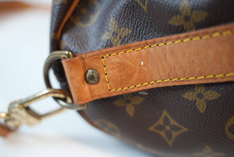 Louis Vuitton Monogram Keepall Bandouliere 50 Used