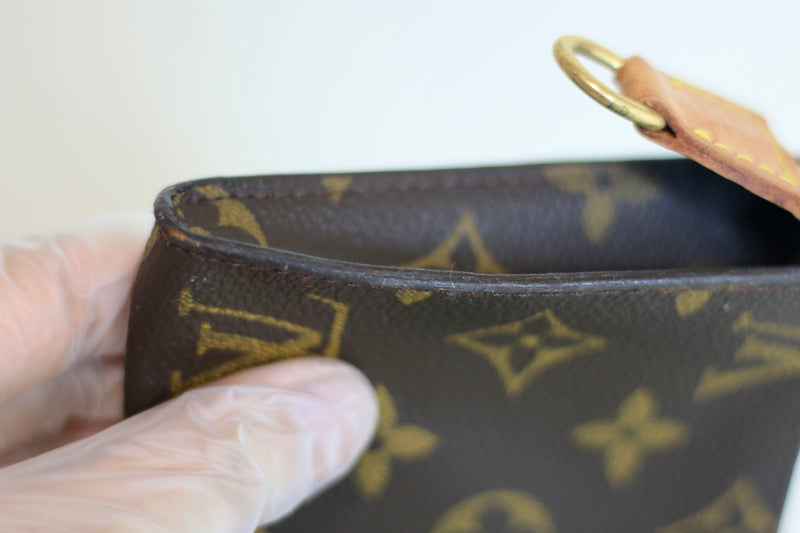 Louis Vuitton Monogram Bucket Pouch GM