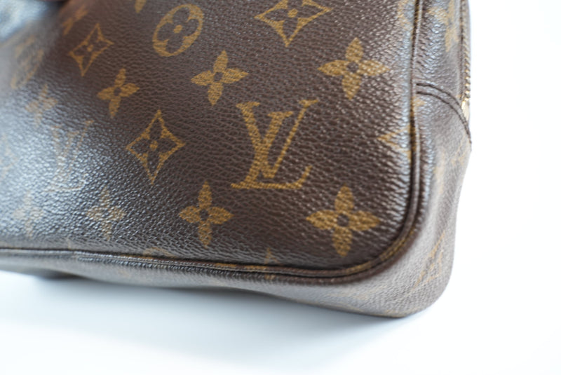 Louis Vuitton Monogram Trousse Toilette 23 Used