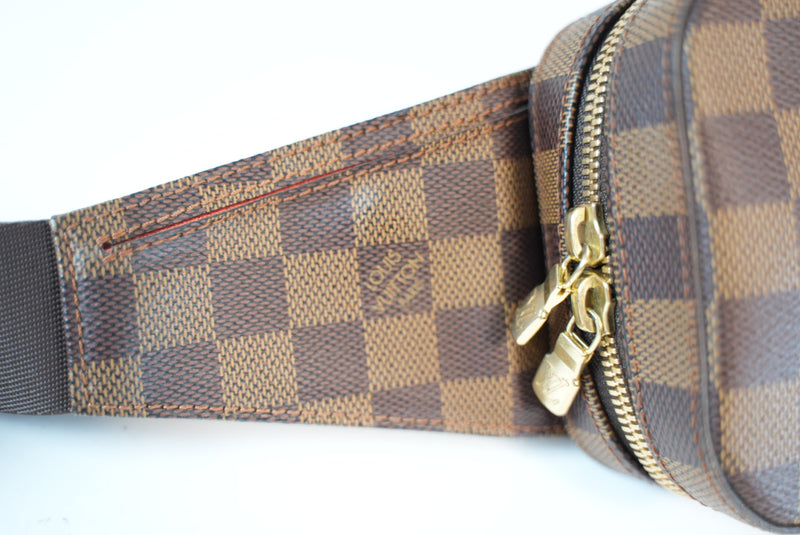 Louis Vuitton Damier Ebene Geronimos Bumbag/Fannypack Used