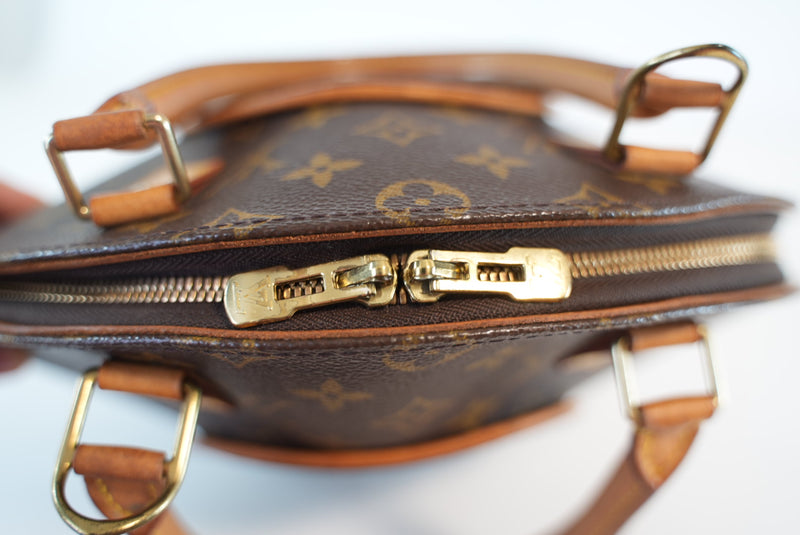 Louis Vuitton Monogram Ellipse PM Handbag Used