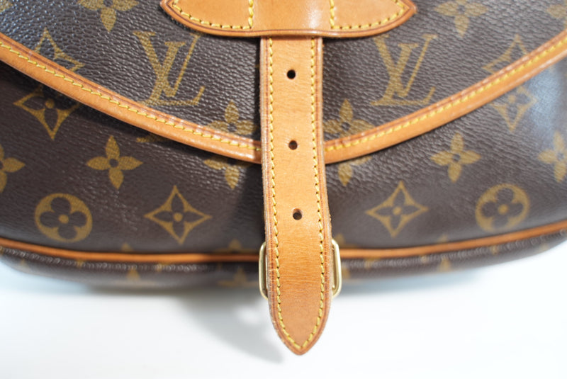 Louis Vuitton Monogram Saumur 30 Used