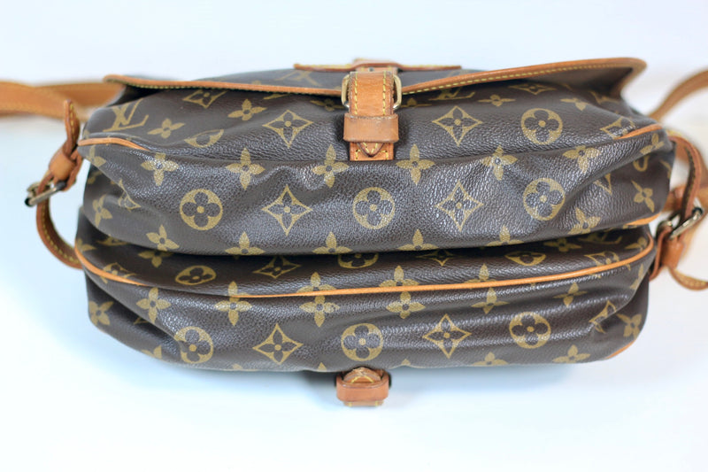 Louis Vuitton Monogram Saumur 30 Crossbody Bag Used