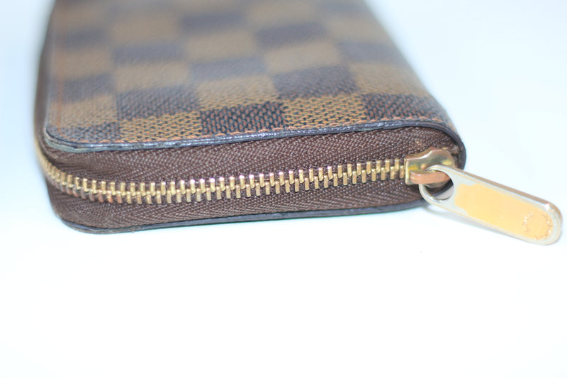 Louis Vuitton Damier Ebene Compact Zippy Wallet Used