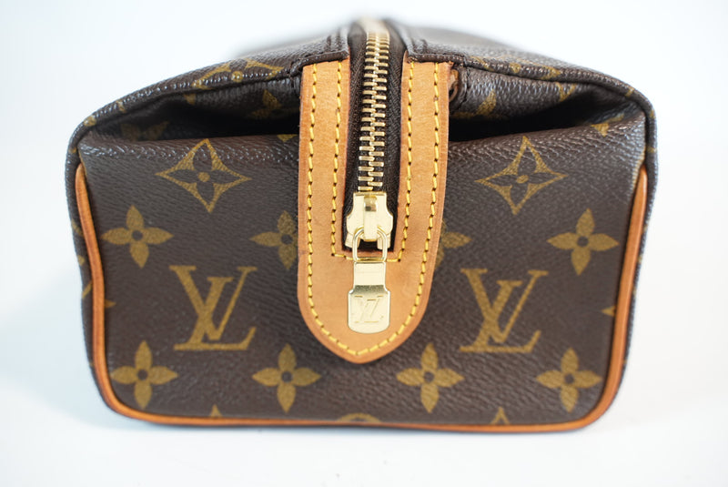 Louis Vuitton Monogram Trousse Patte Pression Cosmetic Pouch Used