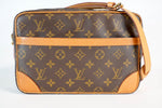 Louis Vuitton Monogram Trocadero 27 Crossbody Used
