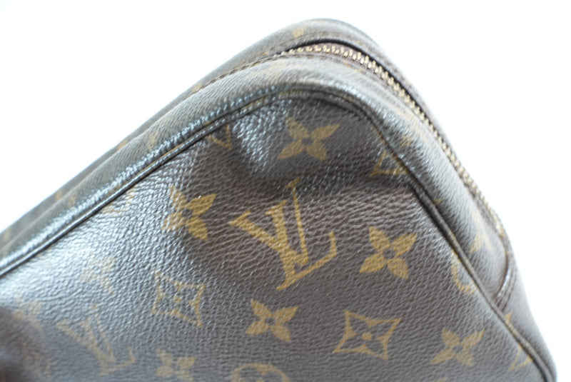 Louis Vuitton Monogram Trousse Toilette 23 Used