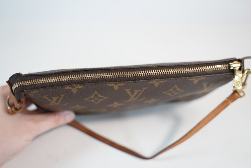 Louis Vuitton Monogram Pochette Accessories Used