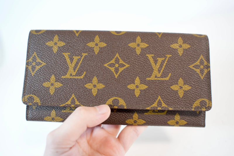 Louis Vuitton Monogram Porto Circle Wallet Used