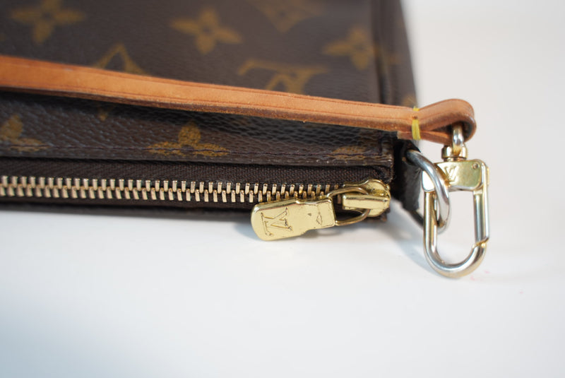 Louis Vuitton Monogram Pochette Accessories Used