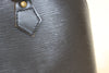 Epi Leather Noir Alma