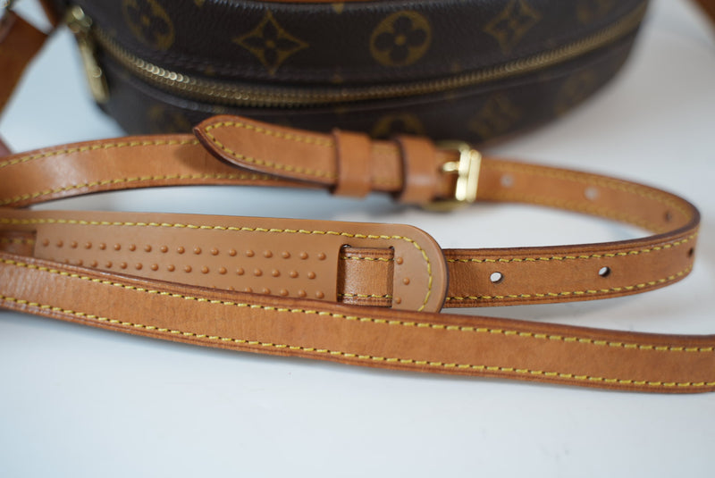 Louis Vuitton Monogram Blois Crossbody Bag Used