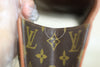 Louis Vuitton Monogram Pochette Dam GM Clutch Bag Used