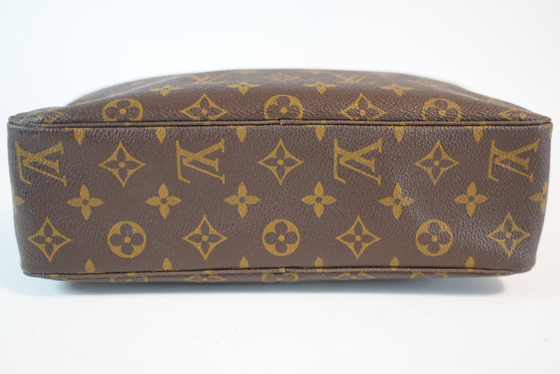 Louis Vuitton Monogram Trousse Toilette 28 Used