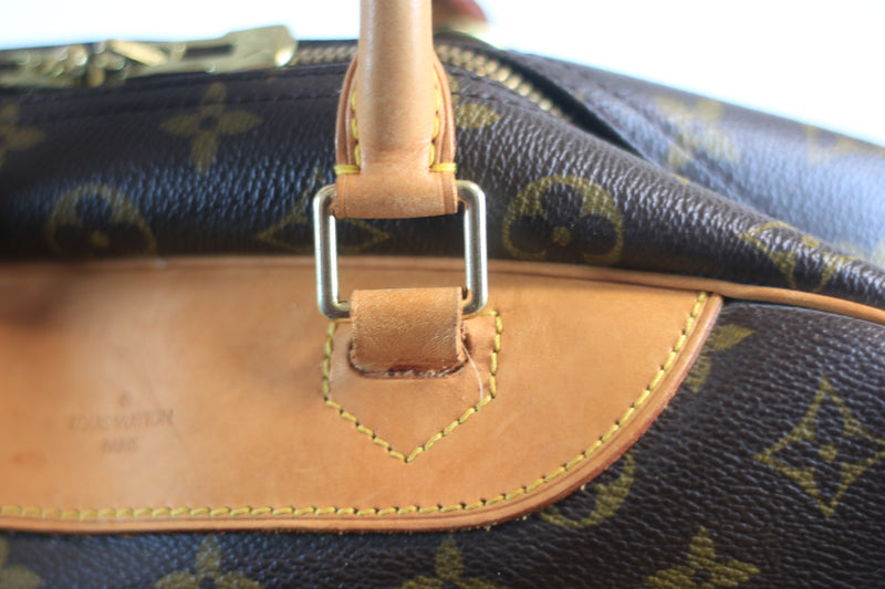 Louis Vuitton Monogram Deauville Handbag Used