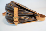 Louis Vuitton Monogram Saumur 30 Crossbody Used
