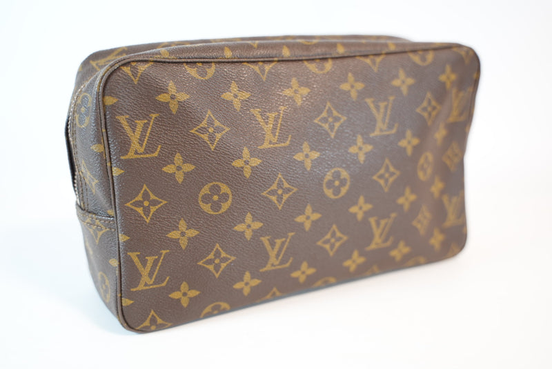 Louis Vuitton Monogram Trousse Toilette 28 Used