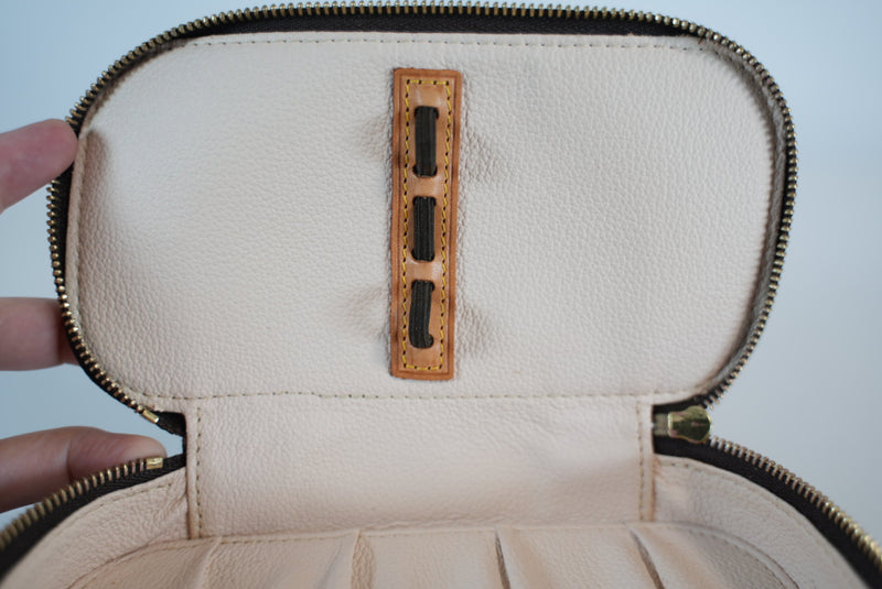 Louis Vuitton Trousse Brush PM Used