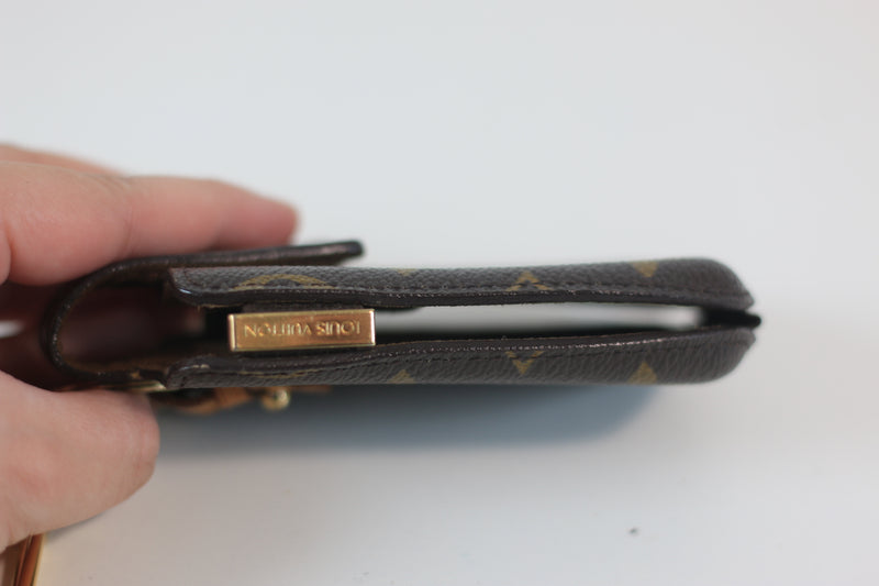 Louis Vuitton Monogram Etui Telephone International