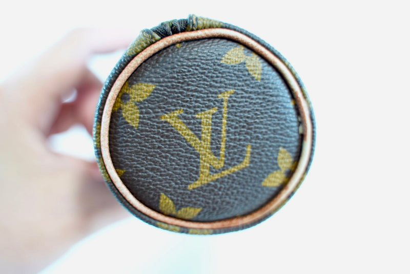 Louis Vuitton Monogram Trousse Ronde Accessories Pouch Used