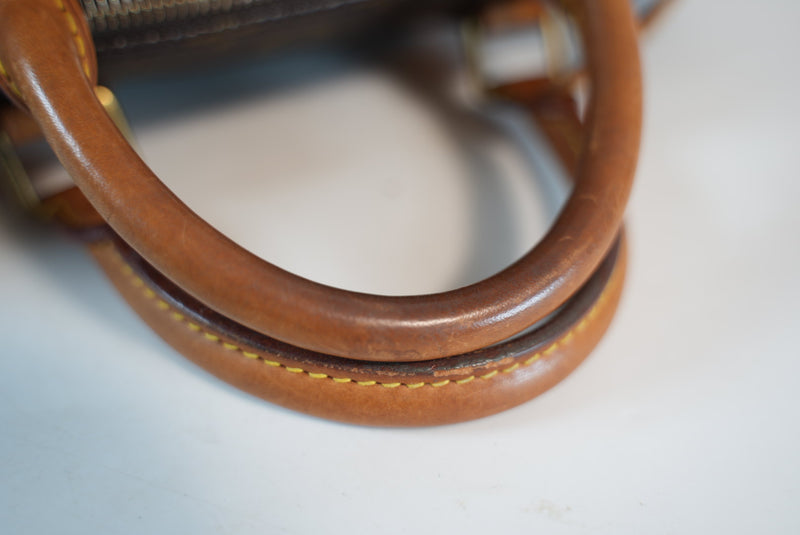 Louis Vuitton Monogram Speedy 30 Handbag Used
