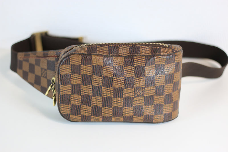 Louis Vuitton Geronimos Fannypack/Bumbag Used