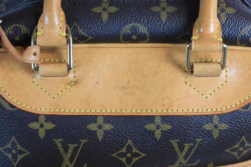 Louis Vuitton Monogram Deauville Handbag Used