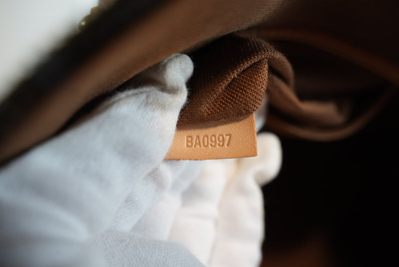 Louis Vuitton Monogram Alma PM Used