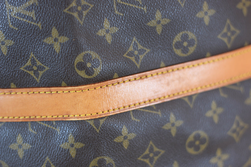 Louis Vuitton Monogram Keepall Bandouliere 55 Used