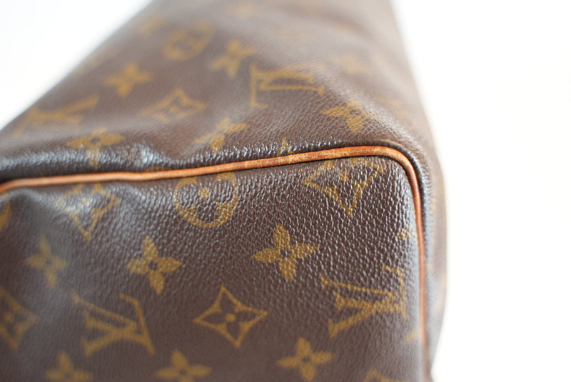 Louis Vuitton Monogram Speedy 30 Handbag Used