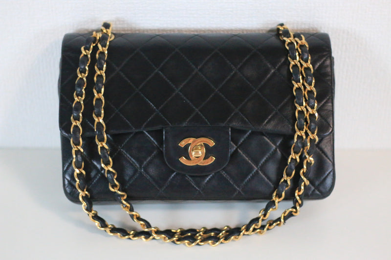 Vintage CHANEL Small Double Flap Matelasse Lambskin Chain Shoulder Bag Used