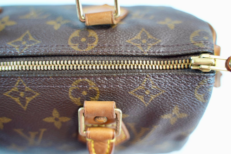 Louis Vuitton Monogram Speedy 25 Handbag Used