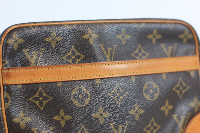 Louis Vuitton Monogram Trocadero 23