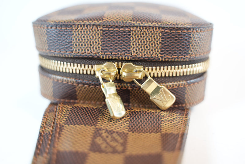 Louis Vuitton Damier Ebene Geronimos Bumbag/Fannypack Used