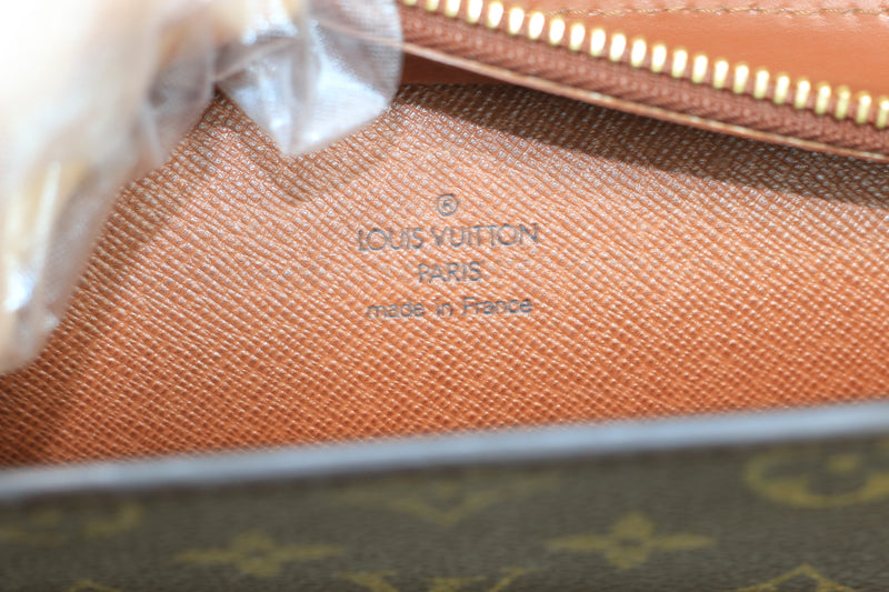 Louis Vuitton Monogram Pochette Homme Used