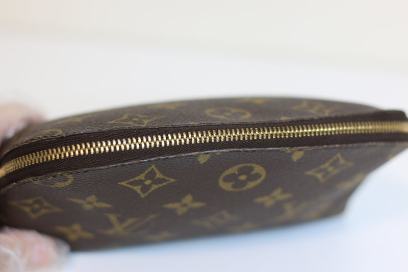 Louis Vuitton Monogram Cosmetic Pouch PM