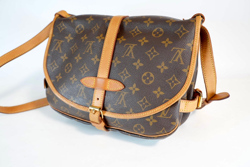 Louis Vuitton Monogram Saumur 30 Crossbody Used