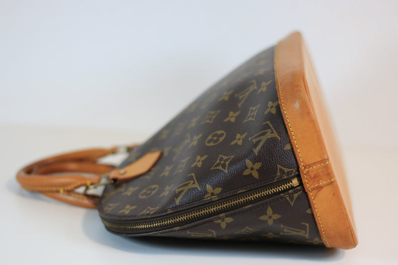 Louis Vuitton Monogram Alma PM Used