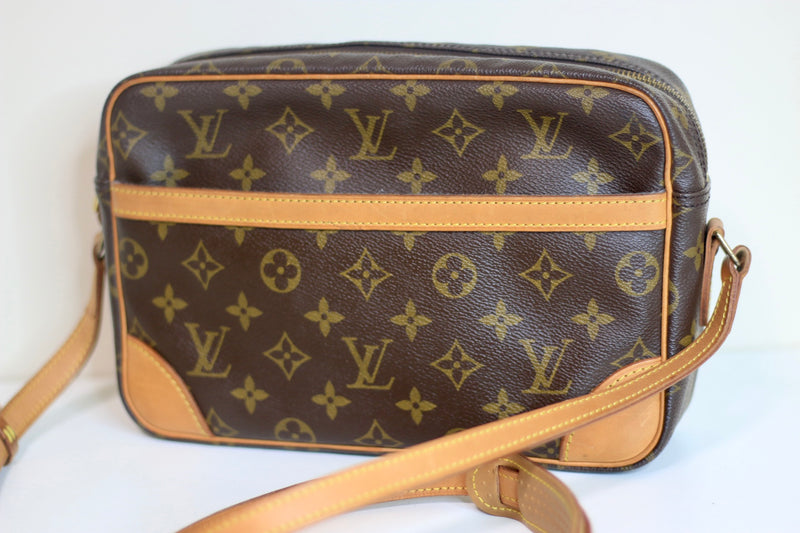 Louis Vuitton Monogram Trocadero 27 Used