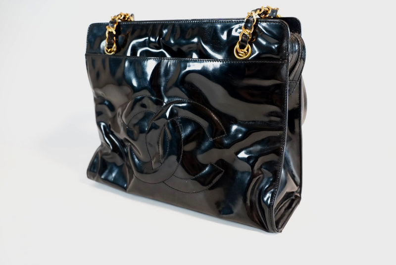 Chanel Patent Leather Shoulder Bag Used
