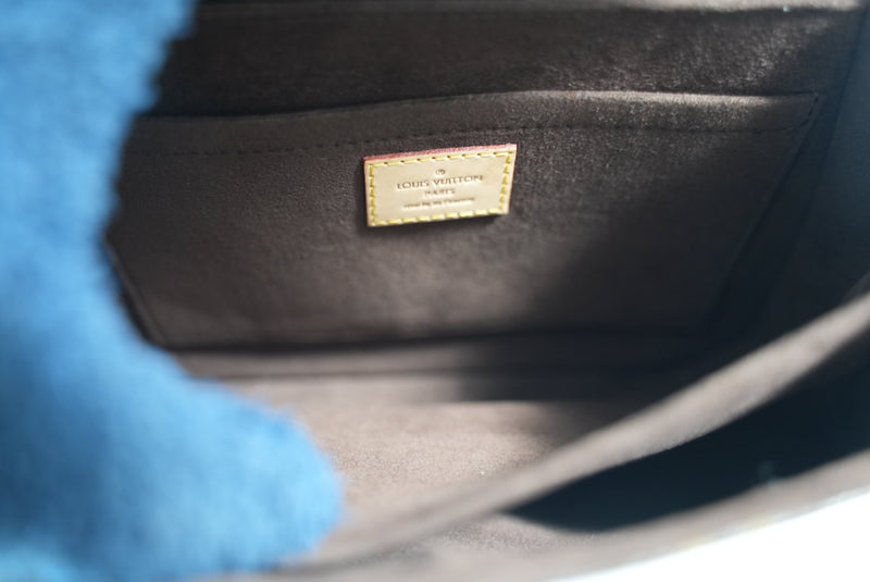 Louis Vuitton Monogram Pochette Metis Used