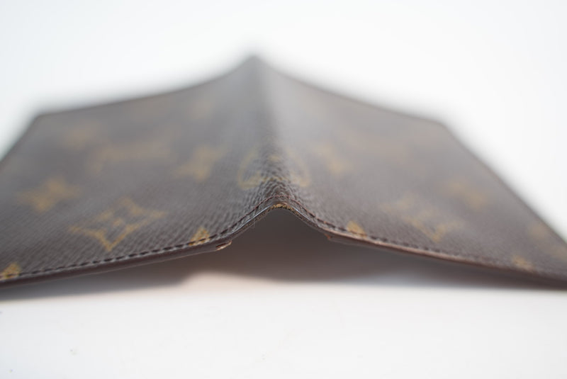 Louis Vuitton Monogram Pass/Card Case Used