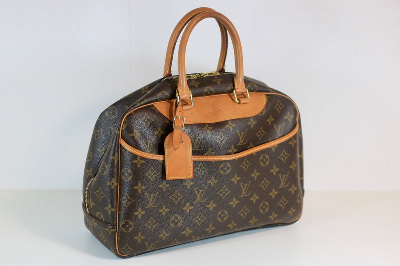 Louis Vuitton Monogram Deauville Handbag Used