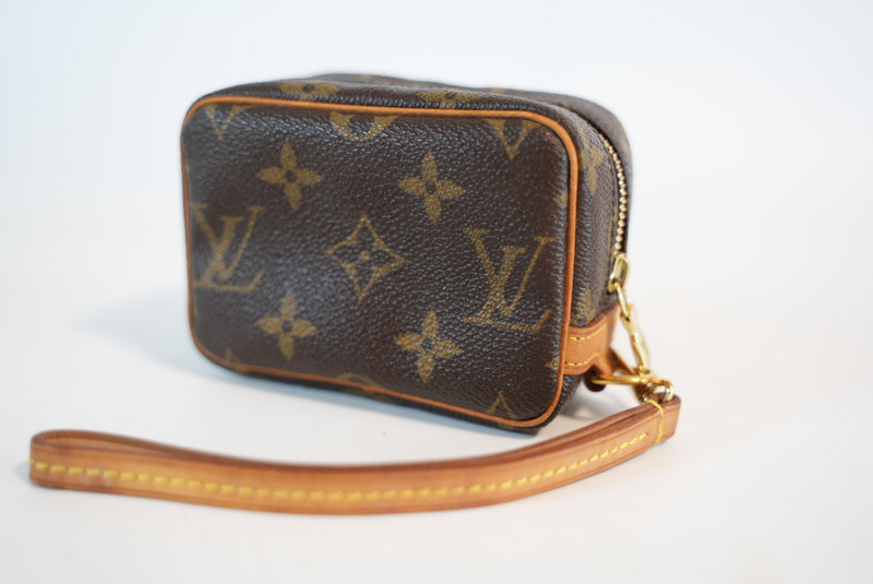 Louis Vuitton Monogram Trousse Wapity Wristlet Used