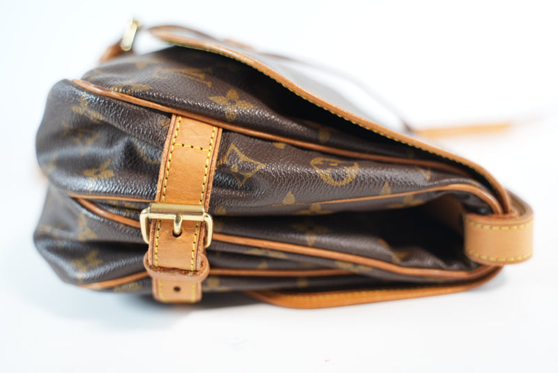 Louis Vuitton Monogram Saumur 30 Used
