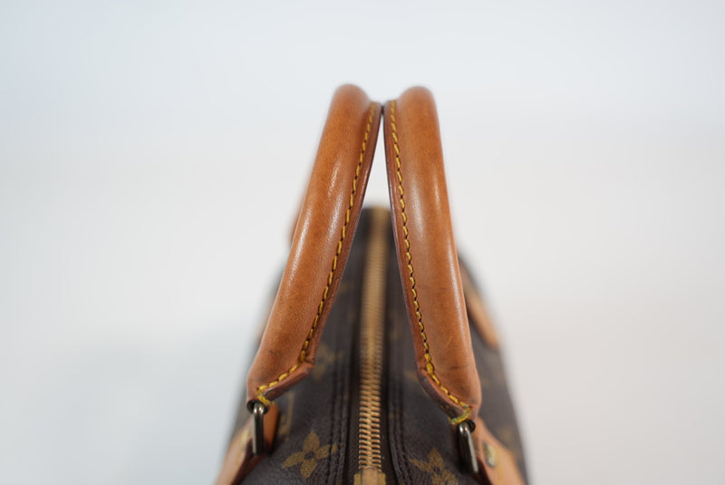 Louis Vuitton Monogram Speedy 18 Used