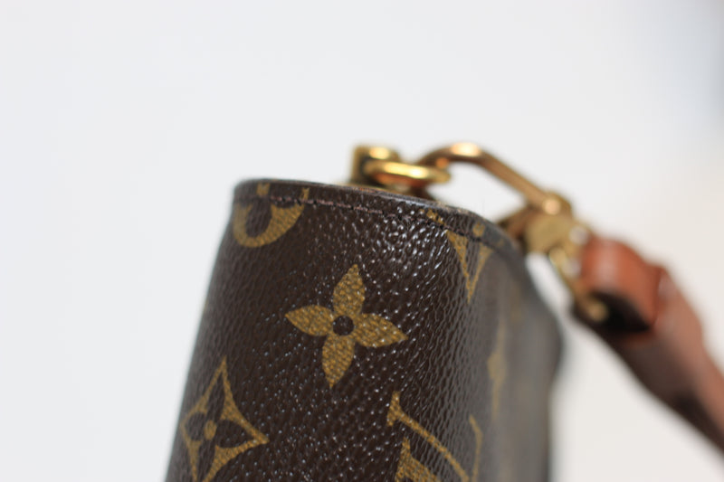 Louis Vuitton Monogram Orsay Clutch/Wristlet Used