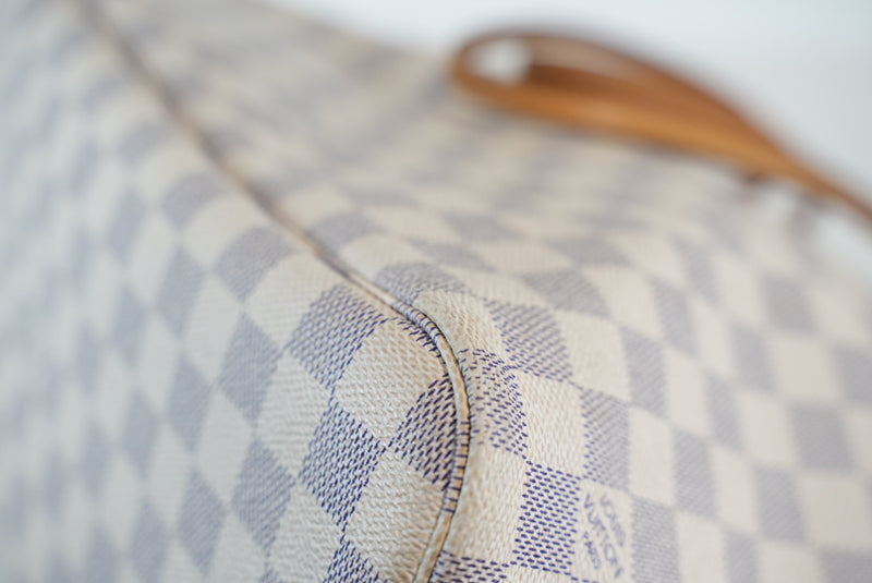 Louis Vuitton Damier Azur Neverfull MM Used