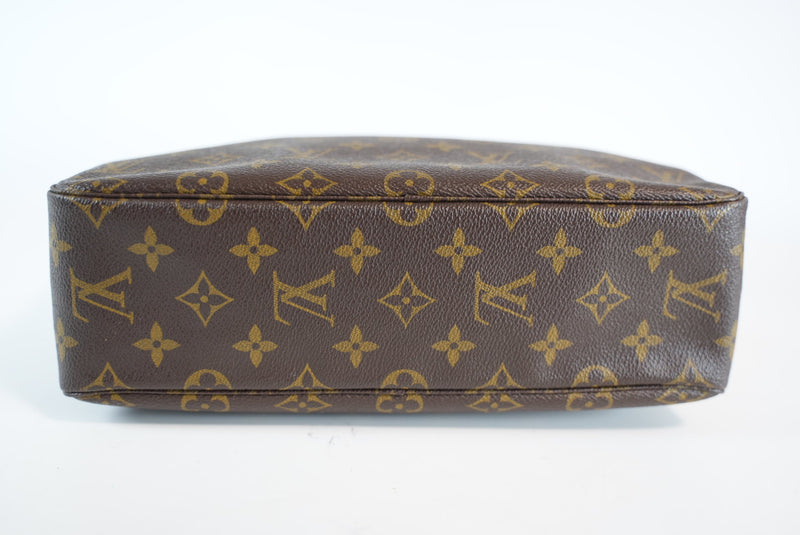Louis Vuitton Monogram Trousse 28 Used