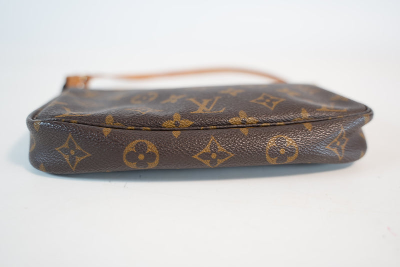 Louis Vuitton Monogram Pochette Accessories Used